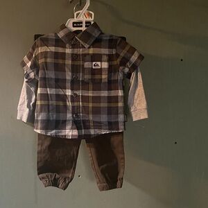 Quiksilver Brown and Gray Plaid Outfit
